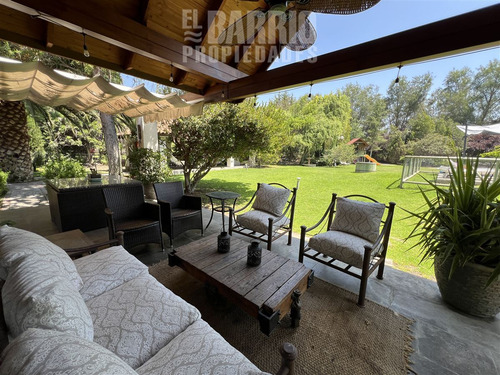 Casa En Venta De 4 Dorm. En Batuco, Colina