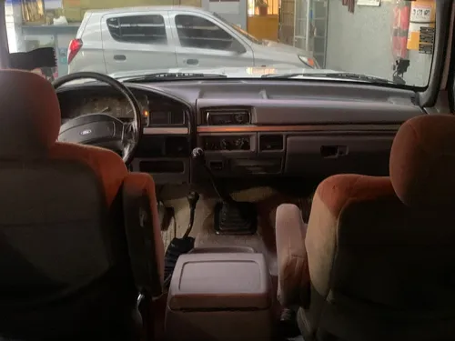 Ford Bronco 5.0 Xlt