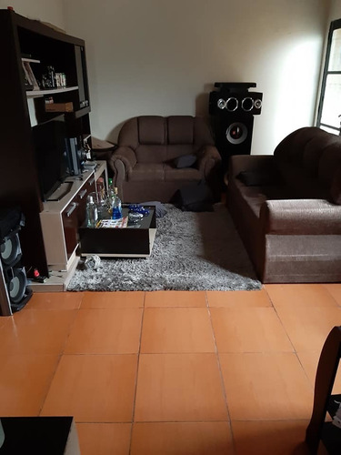 Imóvel Com 6 Casas, 13 Comodos E 6 Banheiros