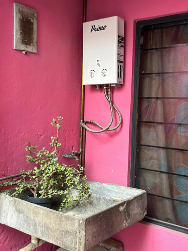 Excelente Casa Con 4 Departamentos