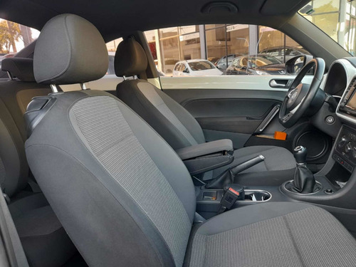 Imagen 10 de 11 de Volkswagen The Beetle 1.4 Tsi Design 2015