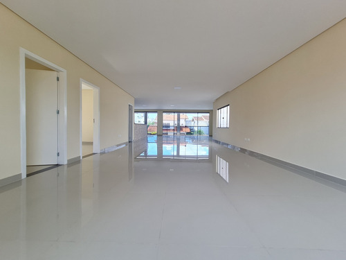 Imagem 12 de 28 de Casa Para Venda No Bairro Centro Em Balneário Camboriú, 5 Quartos Sendo 1 Suíte, 3 Vagas, - Ml_766
