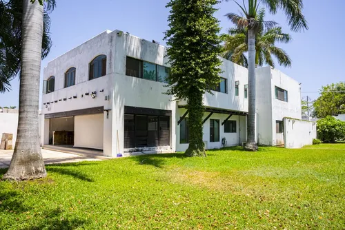 Casa Con Inmejorable Ubicación En Venta En La Colonia Residencial México