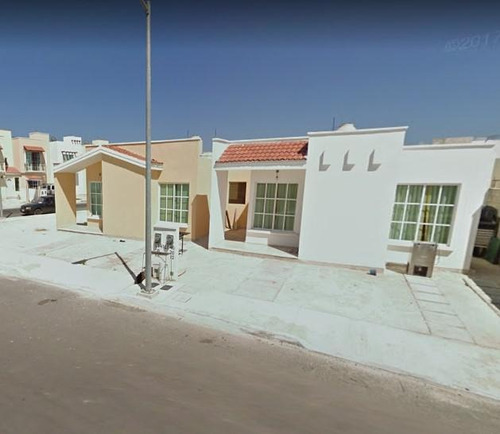Imagen 5 de 13 de Casa En Remate Bancario Cda Paseo De Andalucía Playa Del Carmen Q.roo-fmm