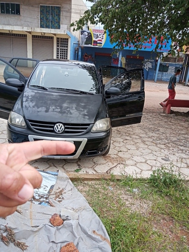 Volkswagen Fox 2006 1.0 Plus Total Flex 5p