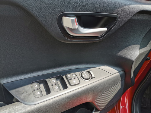 Imagen 5 de 13 de Kia Rio Lx Hb 7053