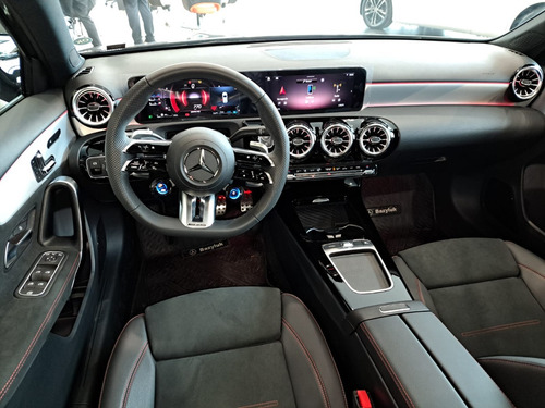 Mercedes-Benz Clase A 1.6 A35 4Matic 306 Cv