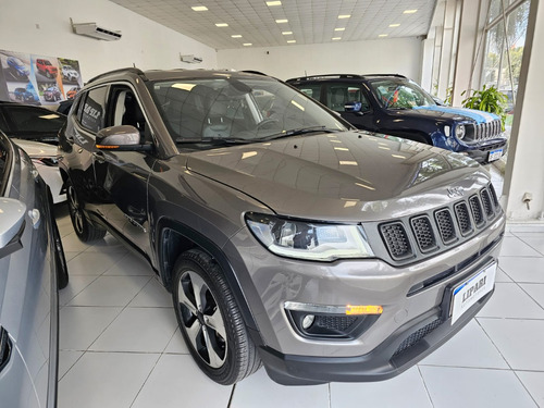 Imagen 4 de 8 de Jeep Compass Longitude At6