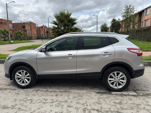 Nissan Qashqai ADVANCE 2.0 MEC 4X2