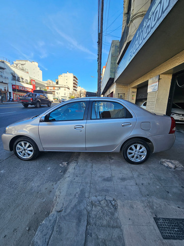 Toyota Etios 1.5 Sedan Xls