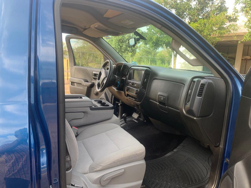 Chevrolet Silverado 5.4 2500 Doble Cabina Ls 4x2 At
