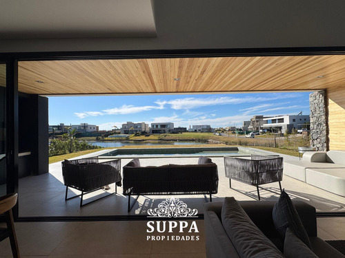 Casa En Venta Puertos Del Lago