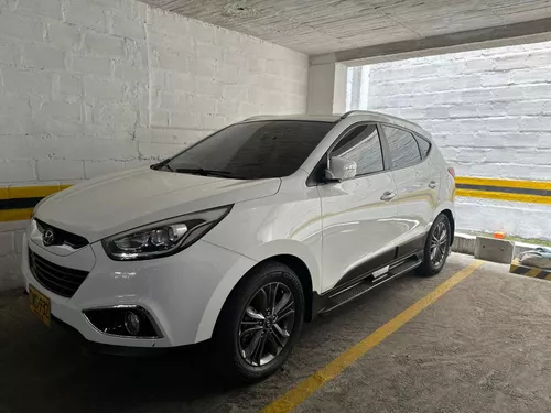 Hyundai TUCSON IX-35 GL 2.0 STYLE