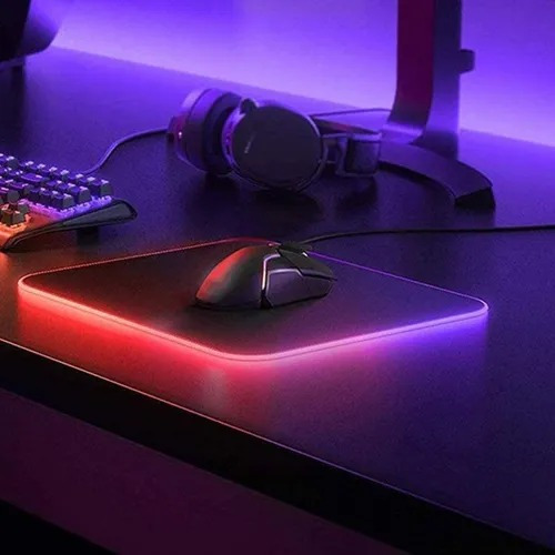 Imagen 6 de 7 de Rgb Mouse Pad Gamer Con Luz Led 30x25cm