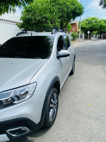 Renault Sandero Stepway 1.6 Intens Aut