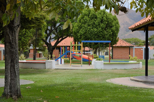 Casa En Valle De Oro San Diego Mcc