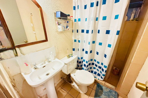 Casa Para Remodelar, 3 Dormitorios, 2 Baños, La Florida