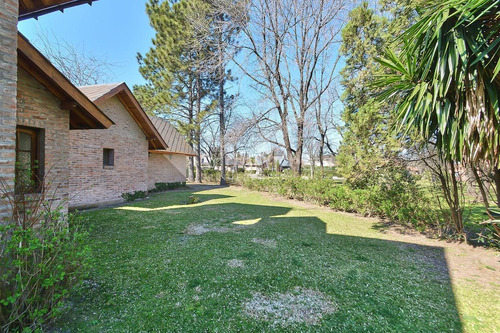 Imagen 16 de 30 de Venta Casa Barrio Cerrado - Country - Banco Provincia - Moreno.