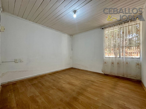 Casa En Venta De 4 Dorm. En Quilpué