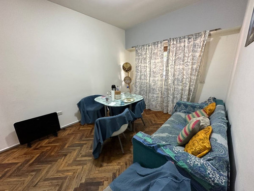 Venta Departamento Dos Ambientes Barrio Norte  Refaccionar 