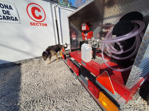Trailer Mactrail Surtidor Movil Capacidad 1470 Lts