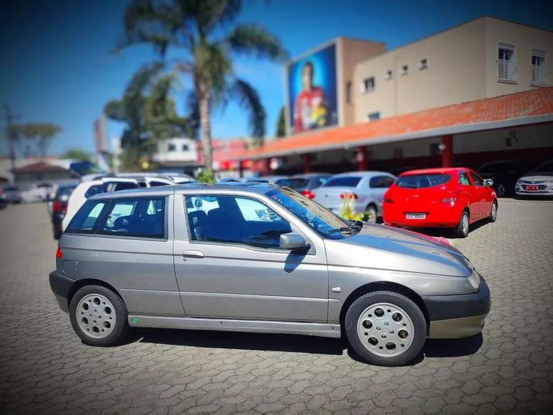 Alfa Romeo 145 Quadrifoglio 1996