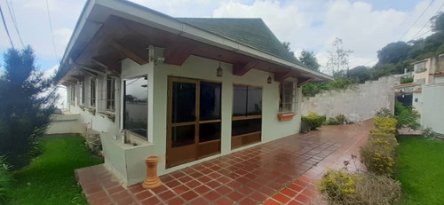 Imagen 2 de 14 de Casa Venta Junko Country Club