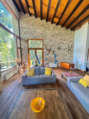 Venta De Casa En Arelauquen - Bariloche -