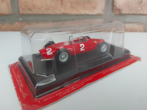 Ferrari 156 F1 . 1961. #2. Phil Hill. Ixo Escala 1/43. Rojo (Usado)
