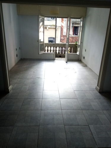 Imagen 1 de 18 de 3 Dormitorios Con Placares Amplios Comodo Apto Al Frente Contra Frente Con 2 Balcones Patio Lavadero Soriano Y Rio Negro Gc3500 1ro Esc.