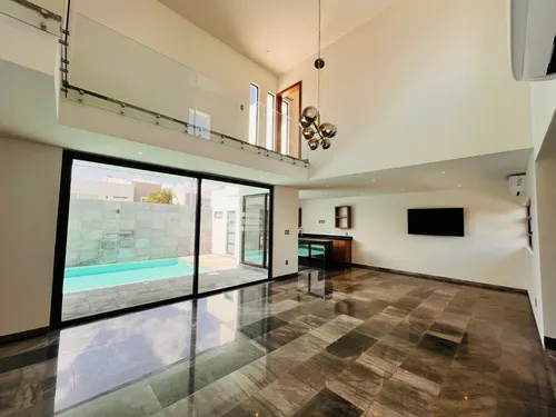 Casa En Venta En Veracruz Con Alberca Fracc. Playas Del Conchal.