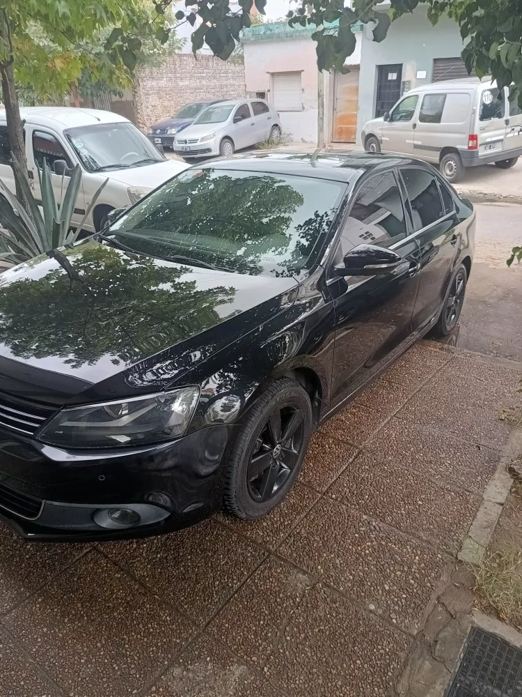 Volkswagen Vento 2.5 Luxury 170cv Tiptronic