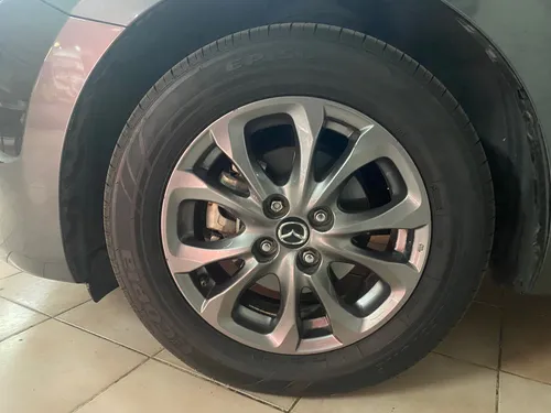 Mazda Mazda 2 1.5 I Sport Sedan Mt