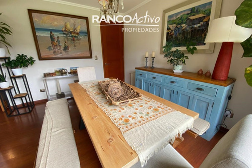Hermosa Casa En El Venado 4d/5b Con Gran Jardín Interior