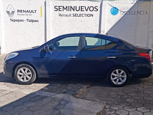 Imagen 2 de 12 de Nissan Versa Advance Ta Aa 2013