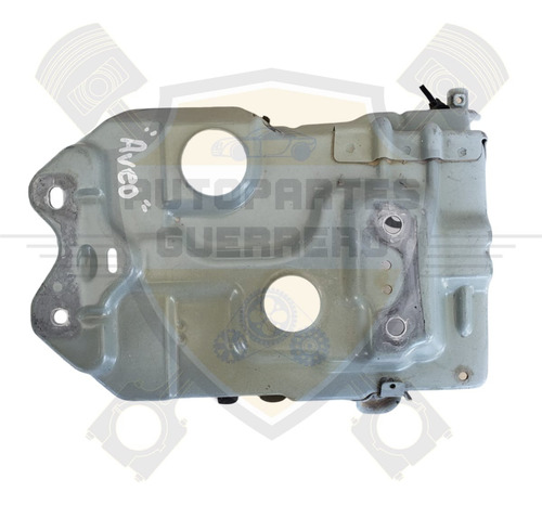 Base De Batería Chevrolet Aveo 2012-2017 Izquierdo (Usado)