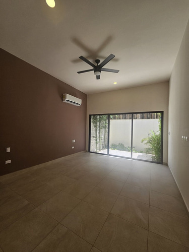 Casas Tiki-tiki En Venta, Segunda Etapa, Cholul.