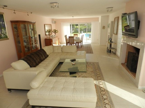 Imagen 2 de 18 de Casa En Venta De 5 Dormitorios En San Rafael (ref: Lij-5499)