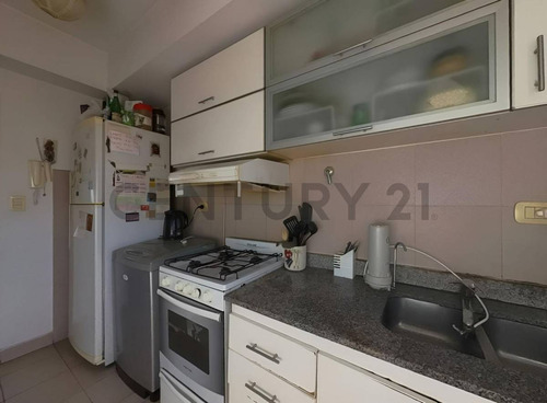 Venta De Departamento 3 Ambientes En Flores, Capital Federal