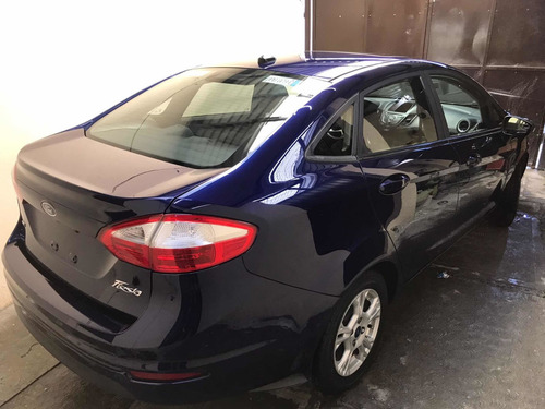 Imagen 9 de 11 de Ford Fiesta 1.6 Se Sedan Mt 2016