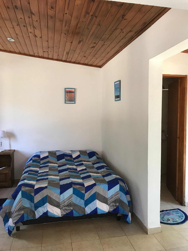 Casa Azul Chascomús H/4 P