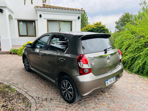 Toyota Etios 1.5 Xls At