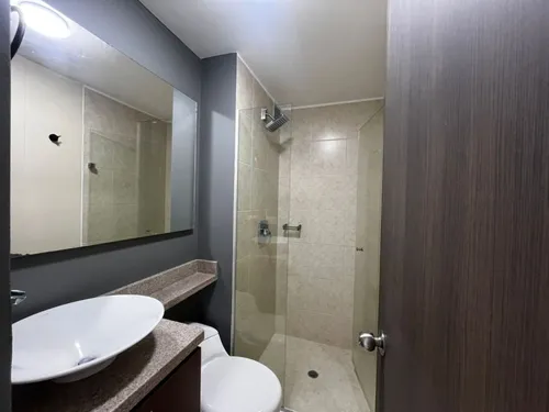 Apartamento En Arriendo En Cumbres. Cod A24055