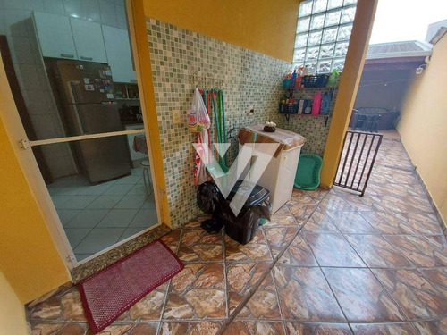 Sobrado Com 2 Dormitórios À Venda, 140 M² - Jardim Rosália Alcolea - Sorocaba/sp - So1086