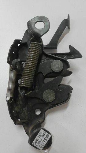 Chapa De Cofre Tsuru 3 92-17 (Usado)