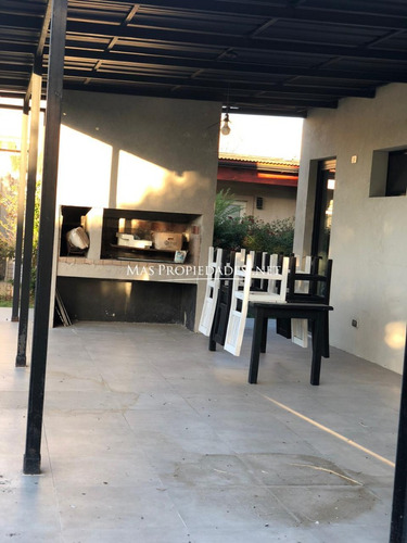 Casa En Venta En Canning Barrio Santa Rita