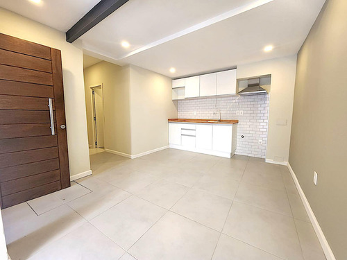 Departamento En Venta 1 Dormitorio Y Medio Reciclado A Nuevo Cordon