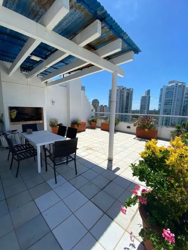 Imagen 18 de 21 de Penthouse A Pocos Metros Del Mar Con Terraza Y Parrillero Propio