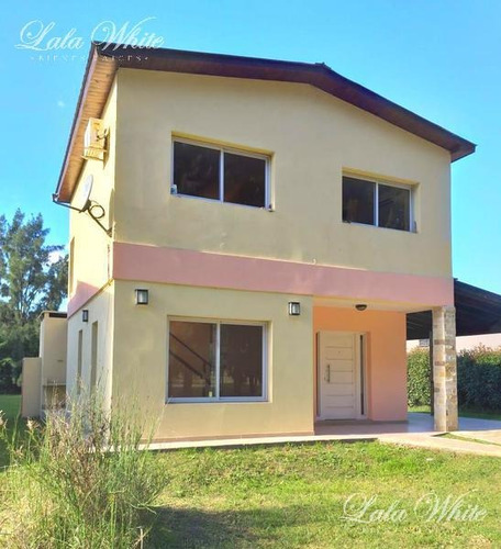 Imagen 1 de 22 de Venta - Casa En Malibú