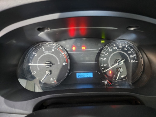 Imagen 10 de 11 de Toyota Hilux Cs Dx 4x2 2018 Sarthou